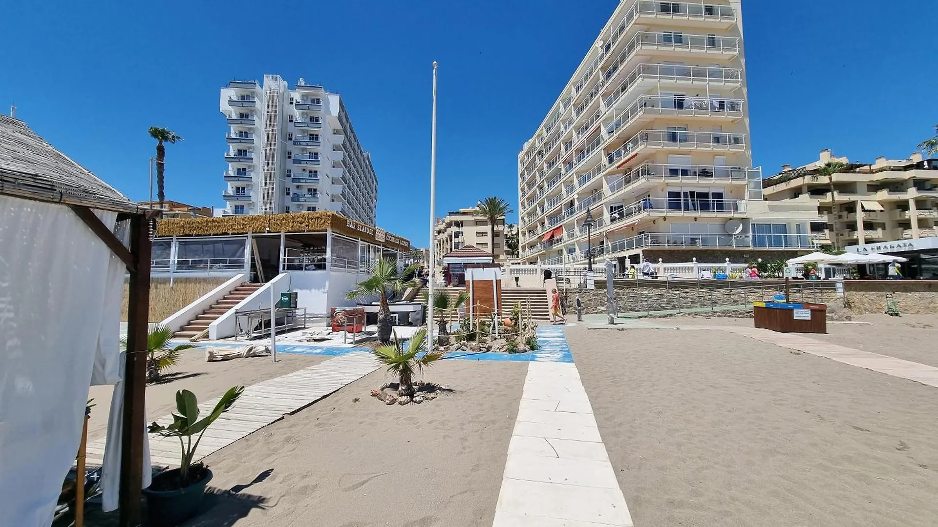 Tinoko Apartament In La Carihuela Beach Torremolinos
