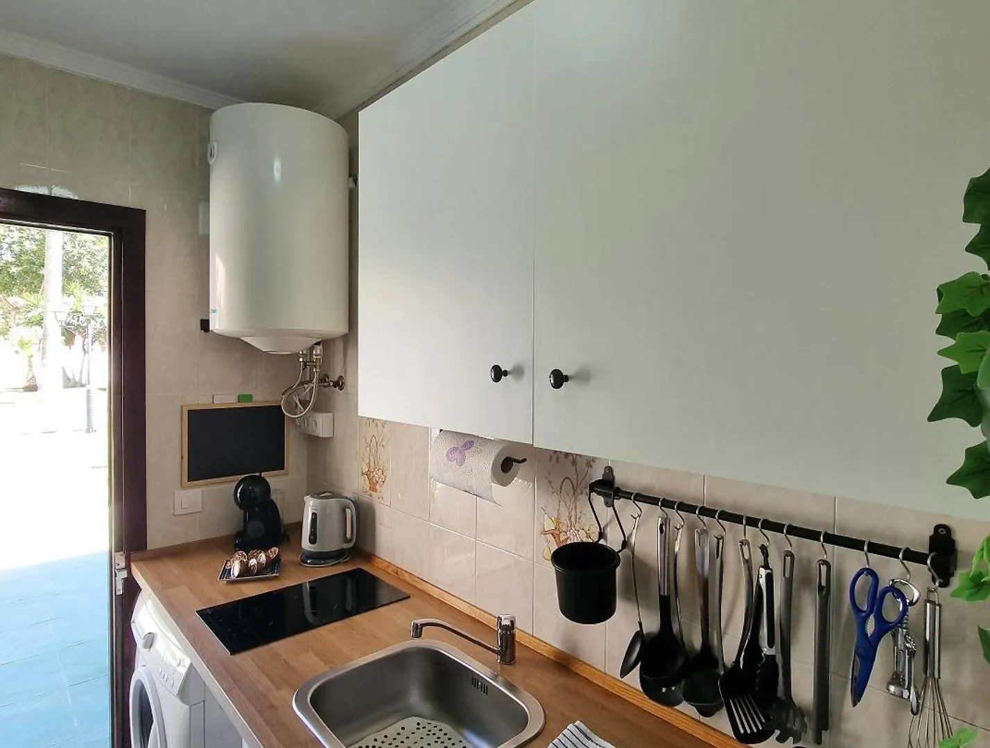 Apartment Tinoko Apartament In La Carihuela Beach Torremolinos Spain